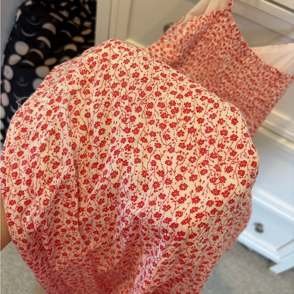 Red and White Floral Summer Midi Dress - Picture 8 of 8